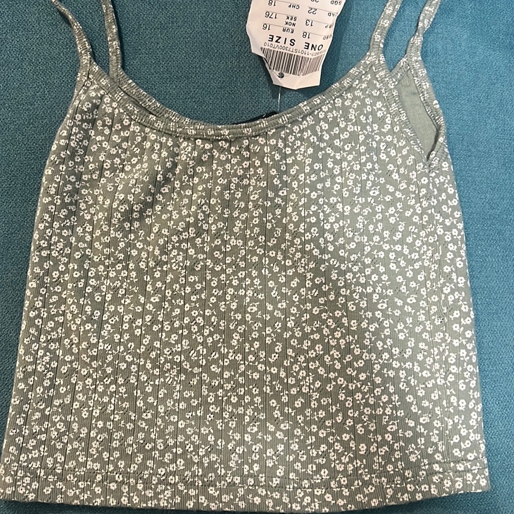 Brandy Melville Floral Skylar Tank